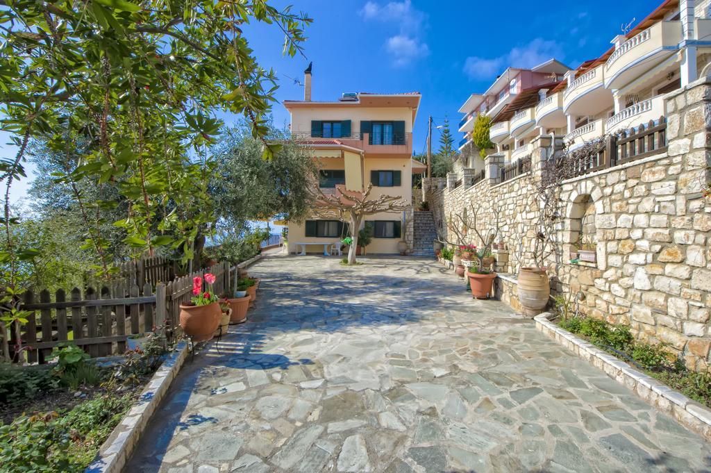 Villa Giovanni Paralia Vrachou Exterior photo