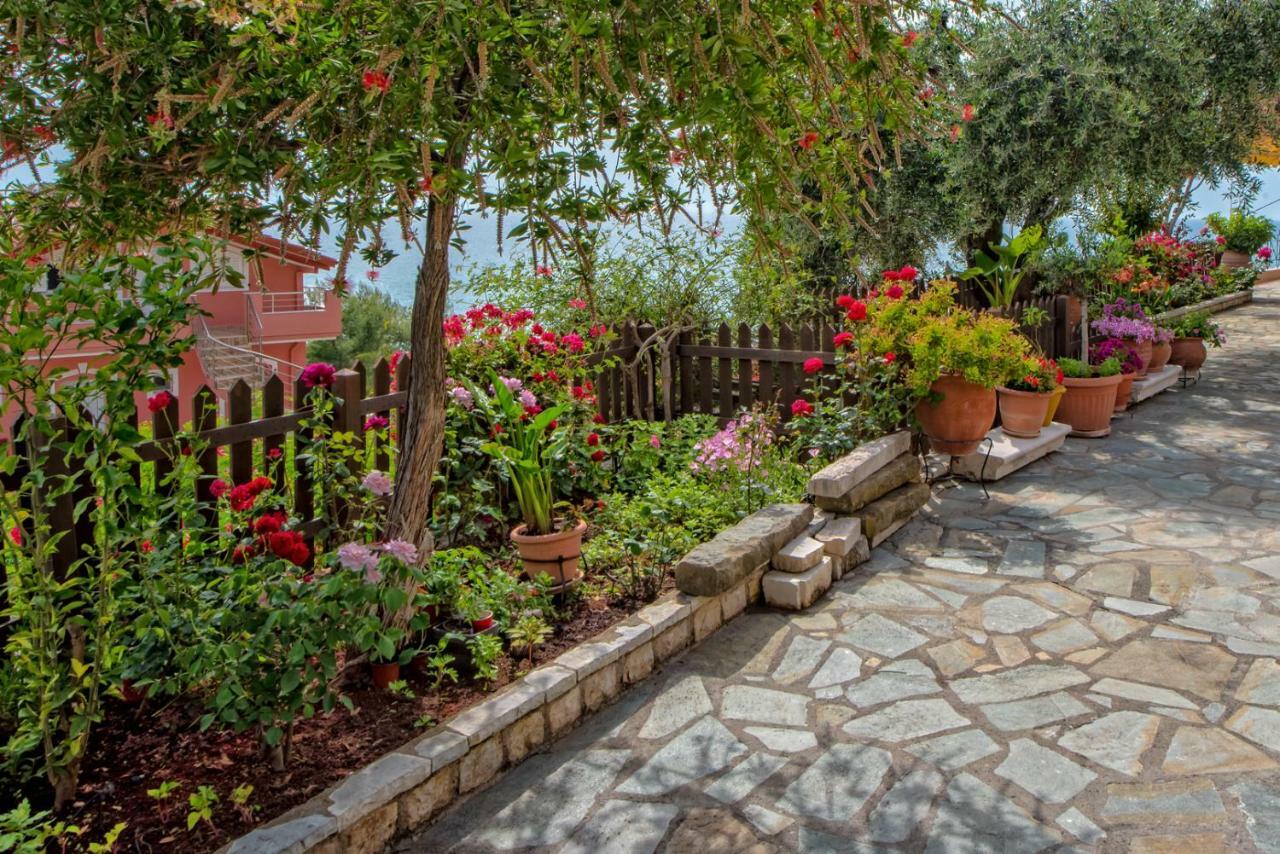 Villa Giovanni Paralia Vrachou Exterior photo